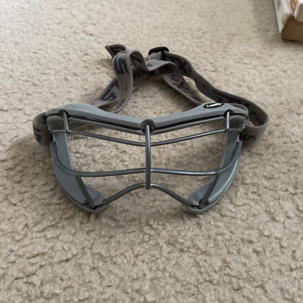 Field hockey/ lacrosse protective goggles